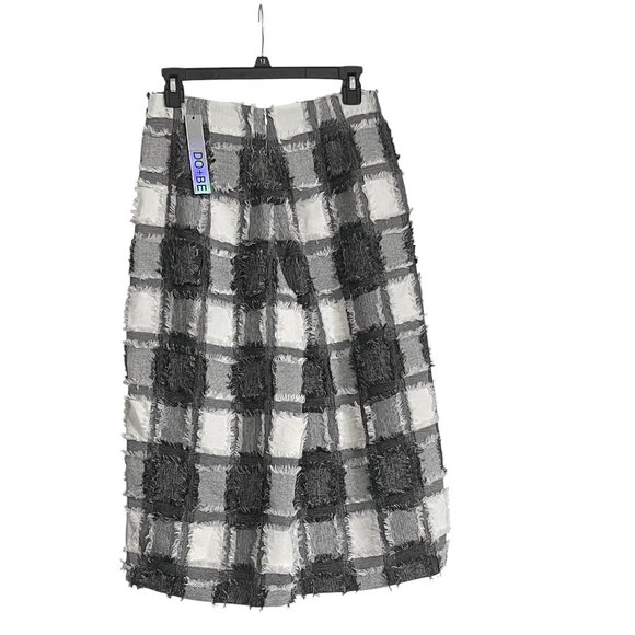 DO+BE Pants - DO+BE Textured Bold Checkered Women's Shorts – Elevated Casual Looks Size S, NWT